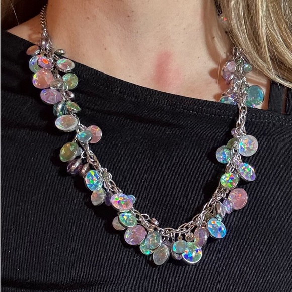 Jewelry - Aurora borealis multicolor iridescent Weiss like Necklace